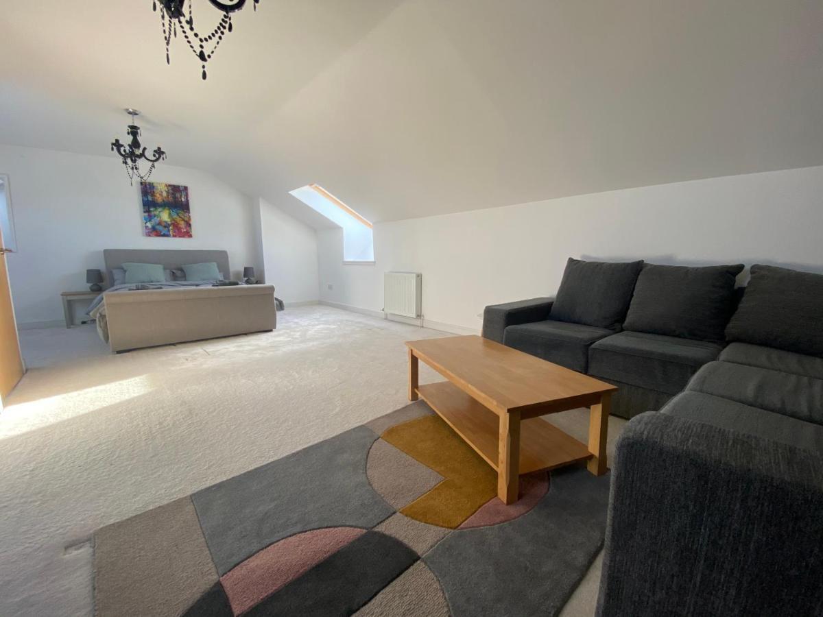 The Duplex Nairn- Spacious 3 Bedroom With Sunny Balcony Экстерьер фото