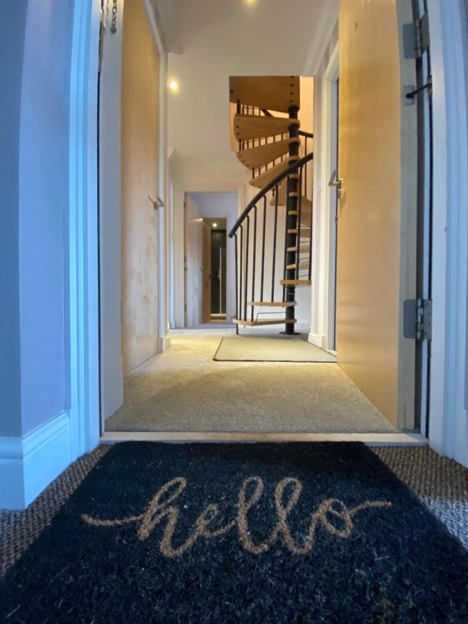 The Duplex Nairn- Spacious 3 Bedroom With Sunny Balcony Экстерьер фото
