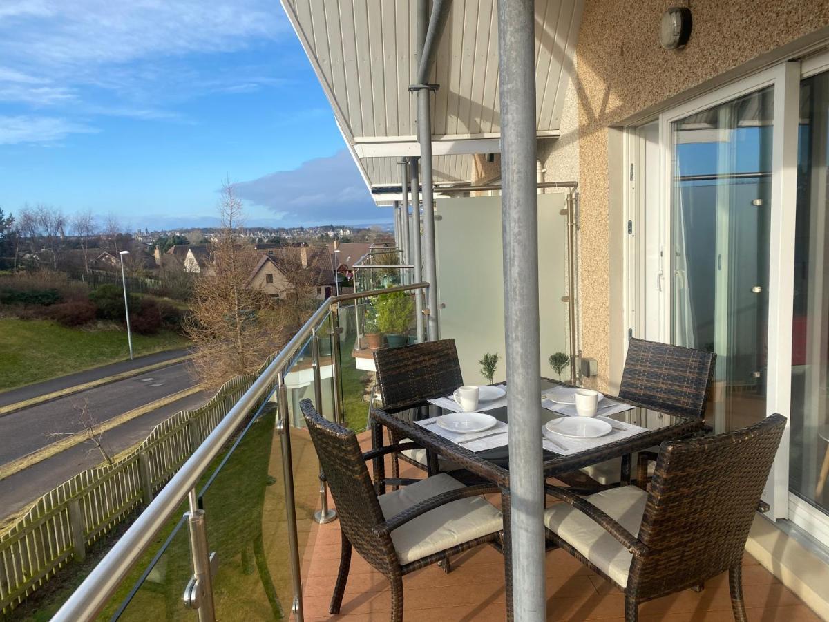 The Duplex Nairn- Spacious 3 Bedroom With Sunny Balcony Экстерьер фото