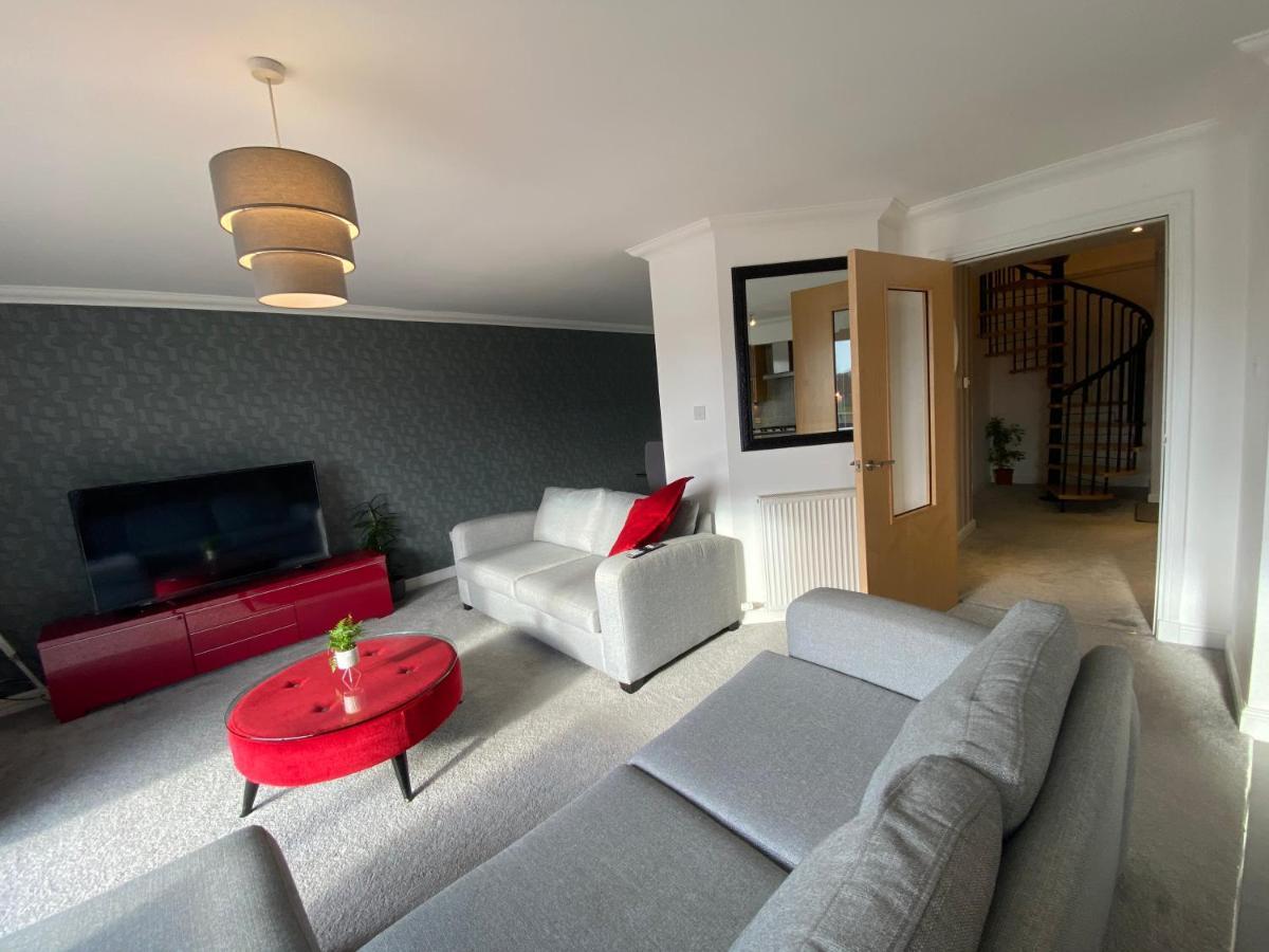 The Duplex Nairn- Spacious 3 Bedroom With Sunny Balcony Экстерьер фото